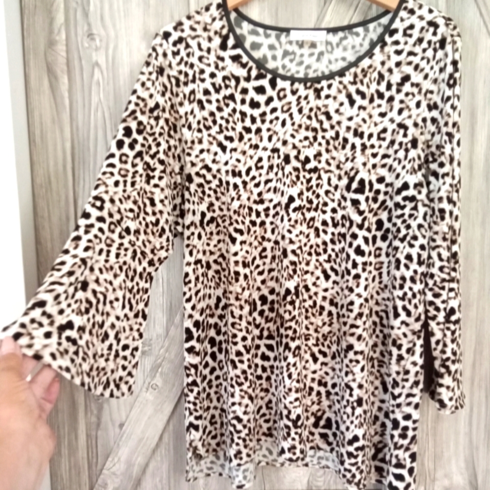 Calvin Klein Leopard Print Bell Sleeve Tunic Top L